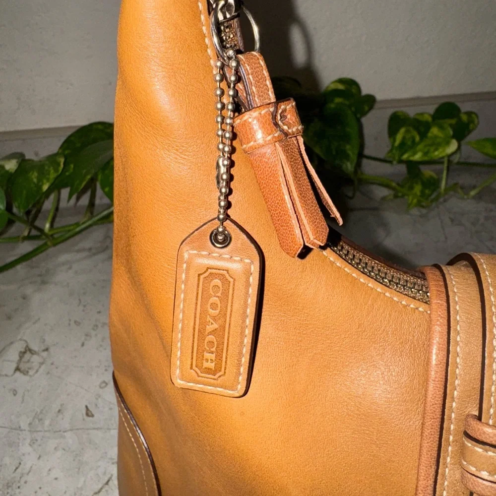 Coach Brown Leather Soho Shoulder Bag - Picture 2 of 16